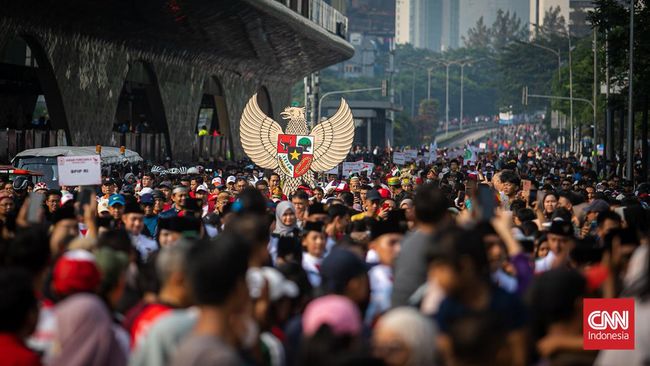 Penerapan Demokrasi Pancasila dalam kehidupan sehari-hari dapat dilakukan sebagai upaya agar tidak terjadi perpecahan. Simak contohnya.