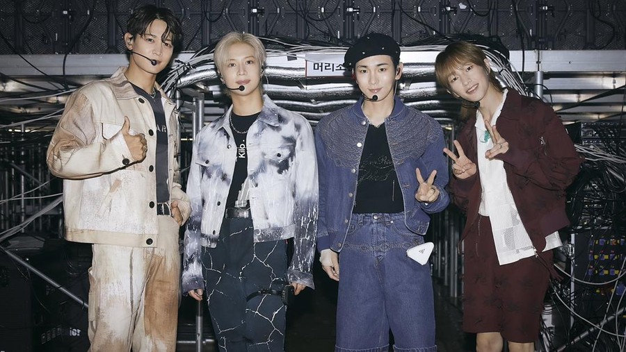 SHINee SHINee