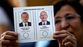 FOTO: Turki Gelar Pemilu Putaran Kedua