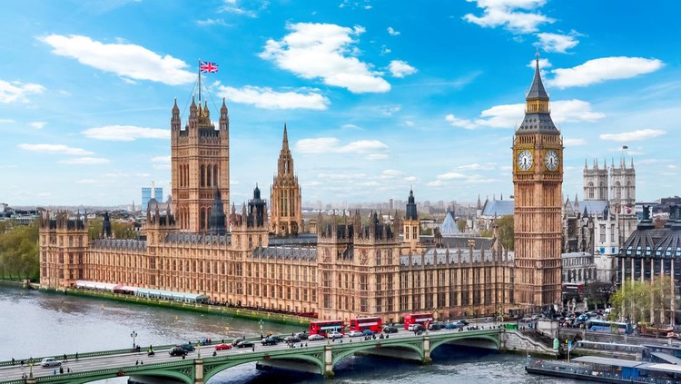 Houses of Parliament (Westminster palace) and Big Ben tower, London, UK