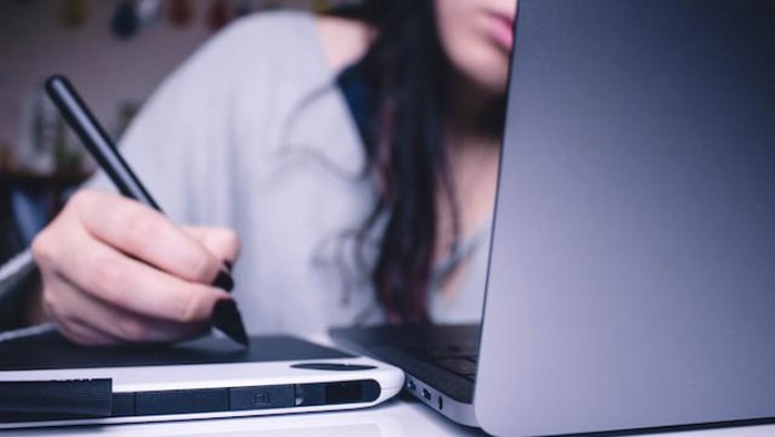 Ilustrasi belajar produktif (Foto: Unsplash/Josefa nDiaz)