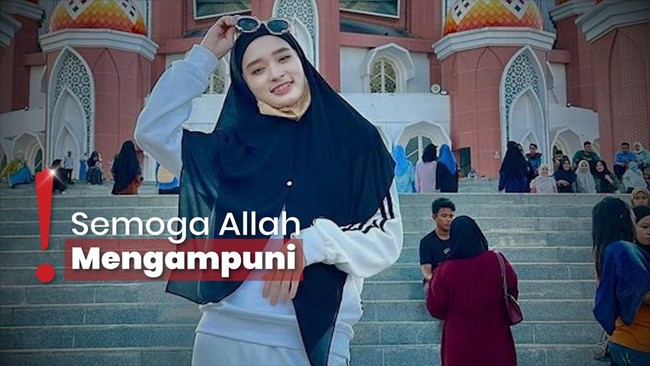 Inara Rusli Pilih Lepas Cadar, Buya Yahya: Kenapa di Depan Media?