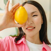 Jangan Langsung Dibuang, Ini 5 Manfaat Kulit Lemon untuk Kecantikan dan Cara Penggunaannya