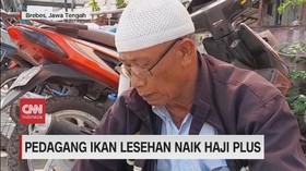 VIDEO: Pedagang Ikan Lesehan Naik Haji Plus