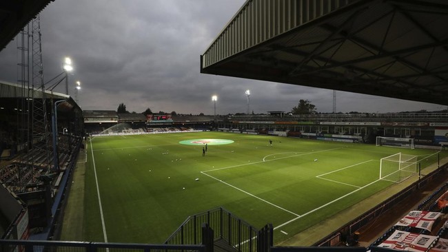 Luton Town menjadi klub pemilik stadion terkecil di Premier League usai kali pertama naik ke kasta tertinggi kompetisi sepak bola Inggris.