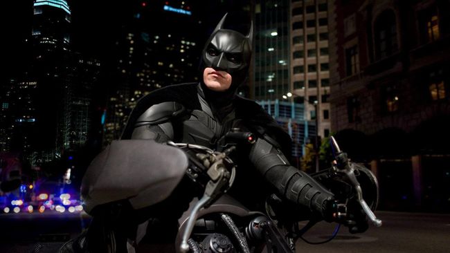 Jadwal Bioskop Trans TV hari ini (29 Mei) The Dark Knight Rises. Berikut sinopsis The Dark Knight Rises dibintangi Christian Bale.