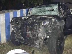 Angela Lee Kecelakaan hingga Mobilnya Hancur, Kini Dirawat di RS Semarang