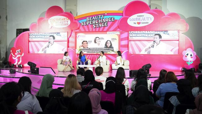 Female Daily menggelar Yogyakarta X Beauty 2023 dengan menghadirkan lebih dari 150 merek kecantikan, tokoh terkenal, pengusaha kecantikan, dan influencer.