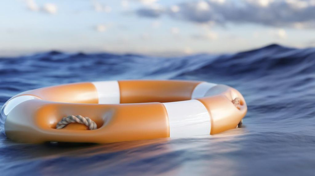 Kapal Cepat Alami Kebocoran di Selat Lombok, 108 Penumpang Dievakuasi