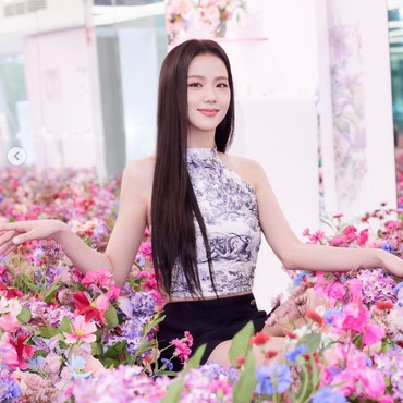 Jisoo BLACKPINK Beri Kejutan Penampilan di Film Kang Dong Won