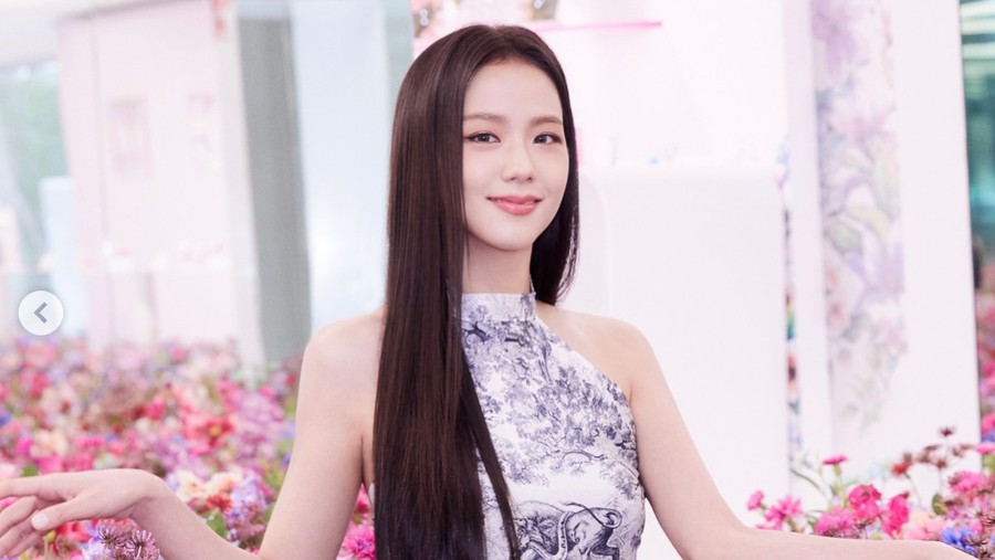 Jisoo BLACKPINK Jisoo BLACKPINK di Miss Dior Exhibition