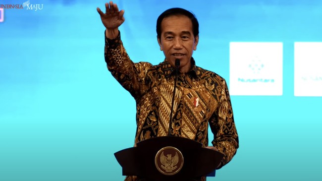 Sejumlah pakar hukum tata negara menyebut Presiden Jokowi bisa dimakzulkan bila tetap diam terhadap manuver Moeldoko di Partai Demokrat.