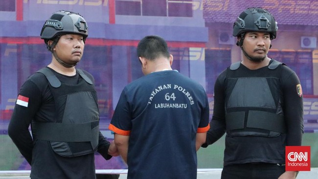 Kepala Madrasah di Labur Sumut diduga mencabuli 9 siswi yang masih berusia di bawah umur sejak tahun 2020 sampai dengan 22 Mei 2023.