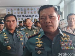 Panglima TNI Mutasi Ratusan Perwira Tinggi TNI AD, AL, AU