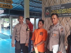 Warga Rusak Rumah Pohon Milik Pelaku Pencabulan Terhadap 6 Siswi SD