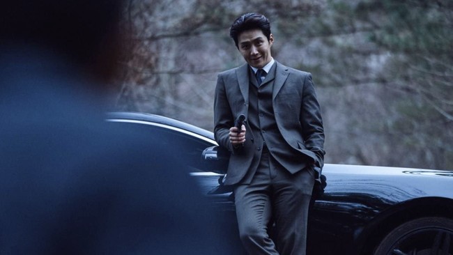 Review The Childe, film ini proyek tepat untuk debut layar lebar Kim Seon-ho karena menampilkan sisi versatile sang aktor.