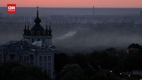 VIDEO: Serangan Rudal Dan Drone Rusia Bombardir Kota Kyiv