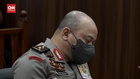 VIDEO: Wajah Termenung Teddy Minahasa di Sidang Etik Mabes Polri