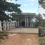 Viral di TikTok Rumah 'Sombong', Depannya Tampak Mewah Belakangnya Bikin Nggak Nyangka! Ada Apa?