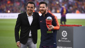 Berita Olahraga Terkini CNN Sport : Dibohongi soal Messi, Xavi Ogah Balik ke Barcelona
