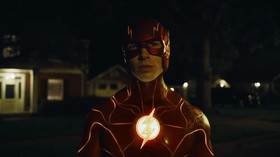 Sutradara Pastikan Ezra Miller Kembali Jika Ada Sekuel The Flash