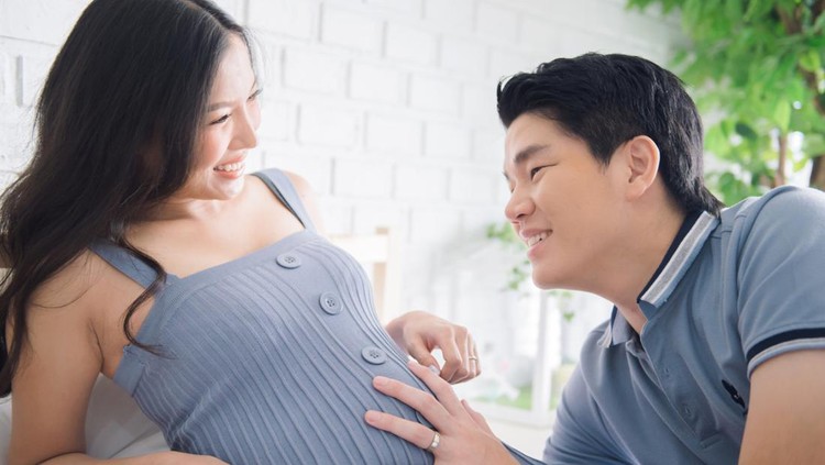 Ibu Hamil Suami Istri Ibu Hamil Suami Istri