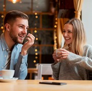 Terkenal sebagai Pendengar yang Baik Bikin 5 Zodiak Ini Layak Menjadi Pasangan Idaman! Ada Kamu?