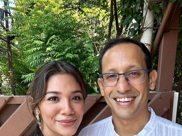img-title 7 Figur Publik Tanah Air Putuskan Nikah Beda Agama, Ada yang Anaknya Diberkati Paus