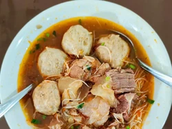 Viral Jangan Minum Es Teh usai Makan Bakso, Dokter Gizi Beberkan Faktanya