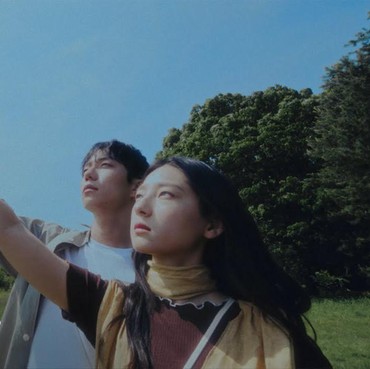 Lirik Lagu Bloom - Chen EXO featuring Yang Hee Eun