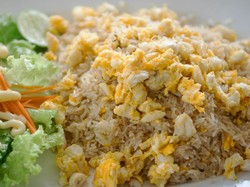 3 Resep Nasi Goreng Telur Bumbu Sederhana yang Gurih Lezat