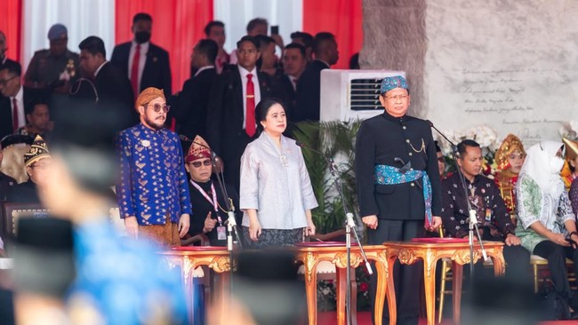 Di tengah era digital, upaya sosialisasi Pancasila pun sebaiknya dilakukan secara modern agar generasi muda dapat belajar menghargai perbedaan.