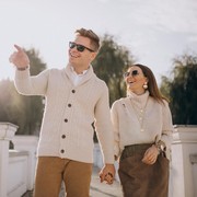 Punya Selera Humor Hingga Minat yang Sama, Beauties Wajib Tahu 5 Love Languages yang Jarang Dibicarakan