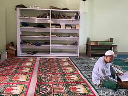 Viral 2 Wanita Curi Al-Quran dari Musala, Begini Faktanya