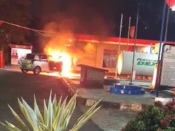 Mobil Terbakar Saat Antre di SPBU Tasikmalaya, Pengemudi Pingsan