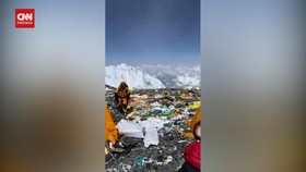 VIDEO: Penampakan Lautan Sampah Di Gunung Everest