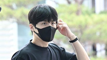 img-title Sinopsis 'Can This Love Be Translated?' yang Dibintangi Kim Seon Ho