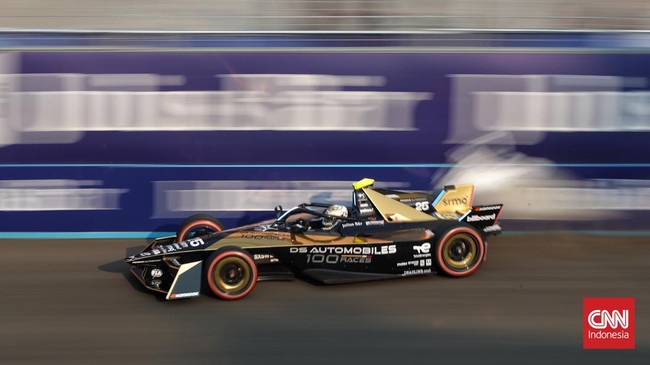 Formula E Jakarta 2023 akan memulai balapan pertama hari ini. Berikut jadwal balapan Formula E Jakarta hari ini, Sabtu (3/6).