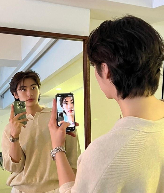 Pancarkan Visual Paripurna, Simak Potret Lee Won Jung yang Jadi Ayah