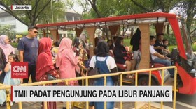 VIDEO: TMII Padat Pengunjung Pada Libur Panjang