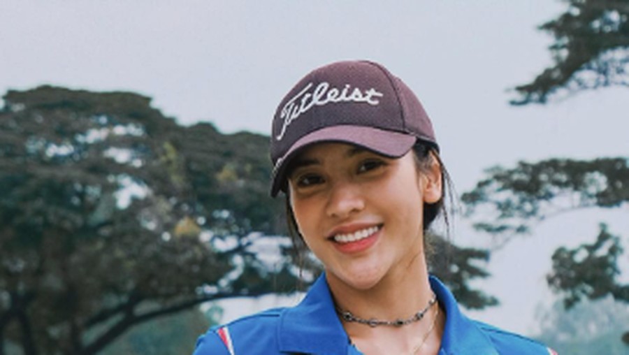 Anya Geraldine Gaya sporty Anya Geraldine