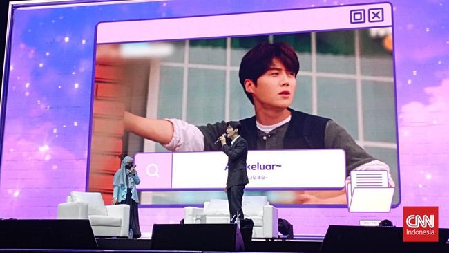 Hari pertama fan meeting Kim Seon-ho di Jakarta diramaikan dengan berbagai interaksi antara sang aktor dengan para penggemar yang akrab disapa Seonhohada.
