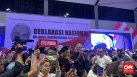Ganjar Pamer Setia ke Relawan: 2 Pilpres Kita Bersama Menangkan Jokowi