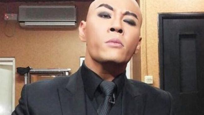 Sebut Jaksa Agung Sanitiar Burhanuddin Pahlawan, Deddy Corbuzier Dihujat Warganet
