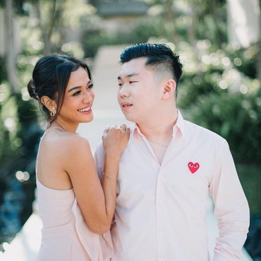 7 Potret Mesra Andi Annisa Diduga Bareng Sang Kekasih yang Baru Terungkap