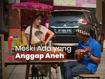 img-title Tampil Modis, Penjual Ketupat di Bekasi Makin Eksis Berkat Gayanya