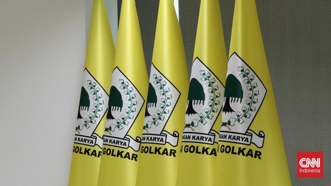 Dewan pakar hingga elite Golkar merespons isu Munaslub yang akan menggantikan posisi ketua umum Airlangga Hartarto jelang Pilpres 2024.