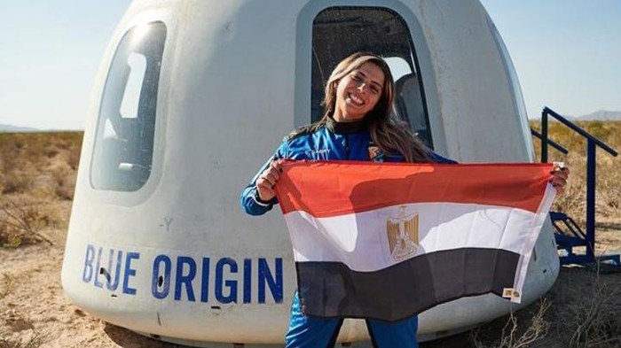 Kenalan dengan Sara Sabry, Perempuan Afrika-Arab Pertama yang Berhasil Terbang ke Luar Angkasa