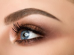 11 Urutan Make Up yang Benar Agar Tahan Lama Seharian Penuh