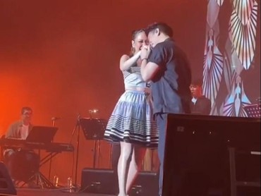 img-title 7 Momen Baper BCL & Ariel NOAH Tatapan Mesra Sambil Ucap 'I Love You'